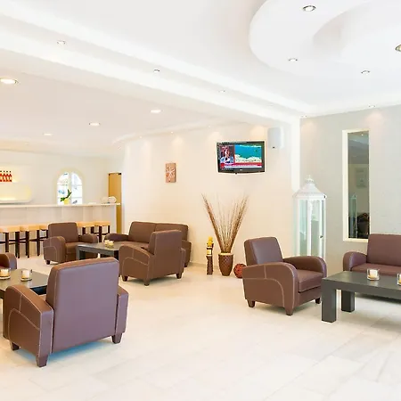 Отель Mikri Vigla Hotel 3*