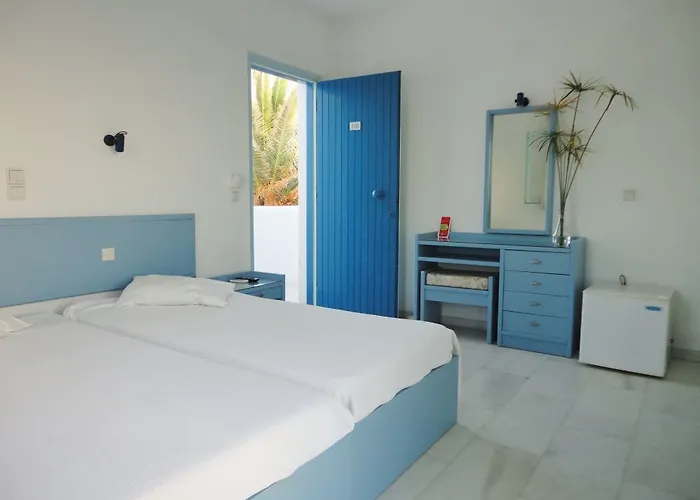 米科利维格拉酒店 3*