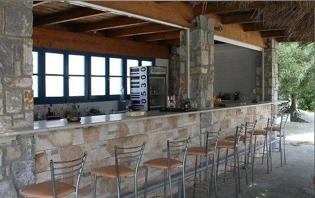 米科利维格拉酒店 酒店