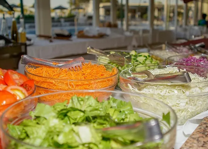 Отель Mikri Vigla Hotel