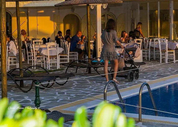 Отель Mikri Vigla Hotel 3*