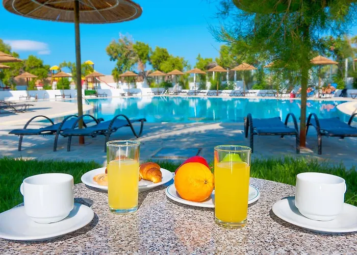 Отель Mikri Vigla Hotel