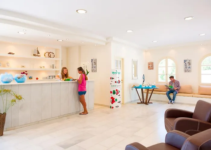 Отель Mikri Vigla Hotel 3*